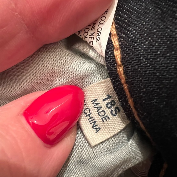 NWT Eloquii distressed skinny jeans - cropped style 18s - Picture 9 of 9